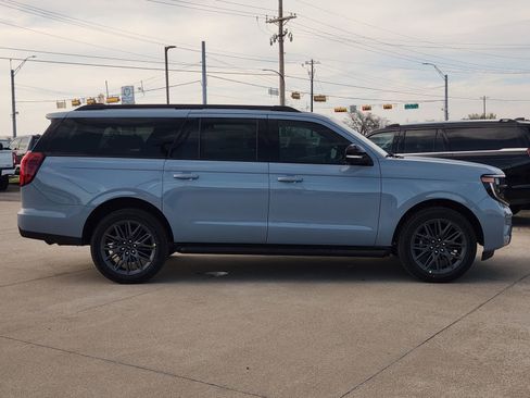 New 2026 Ford Expedition Max Platinum w/ Stealth Appearance Package image 7