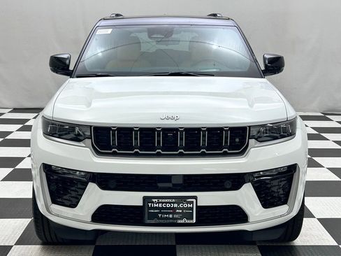 New 2026 Jeep Grand Cherokee Summit AWD/4WD image 3