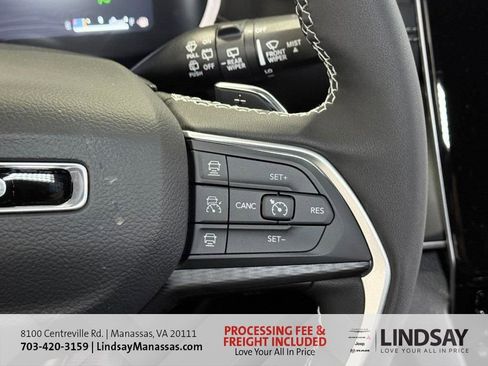 New 2025 Jeep Grand Cherokee Altitude AWD/4WD image 29