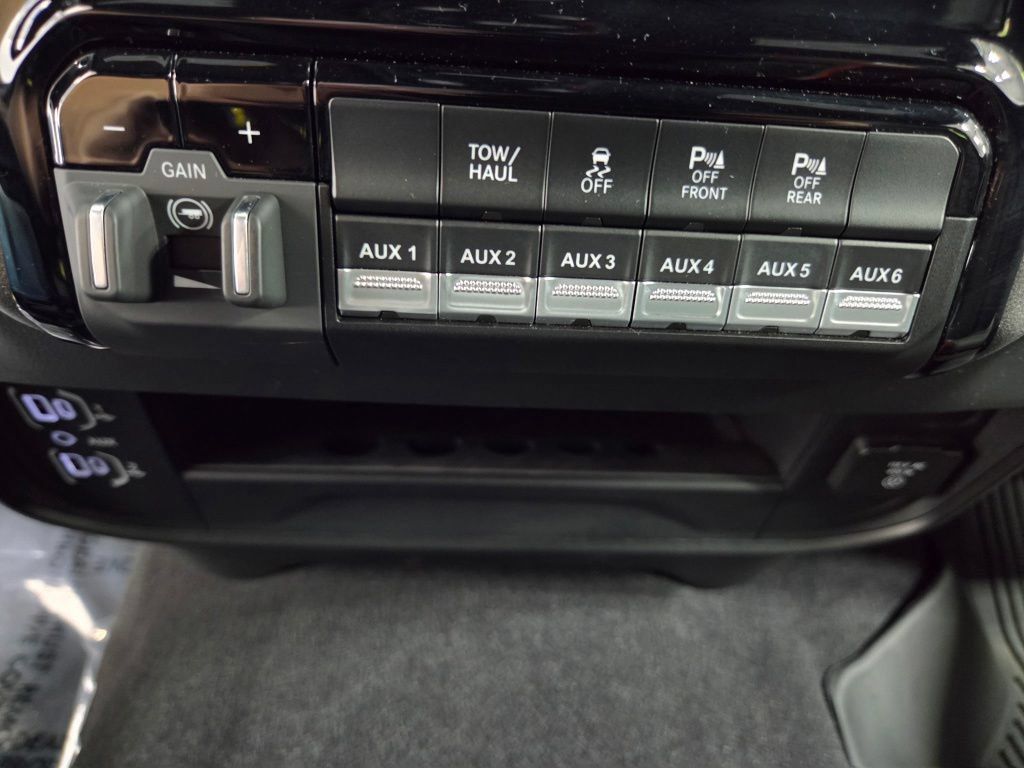 Used 2026 RAM 2500 Warlock AWD/4WD image 42