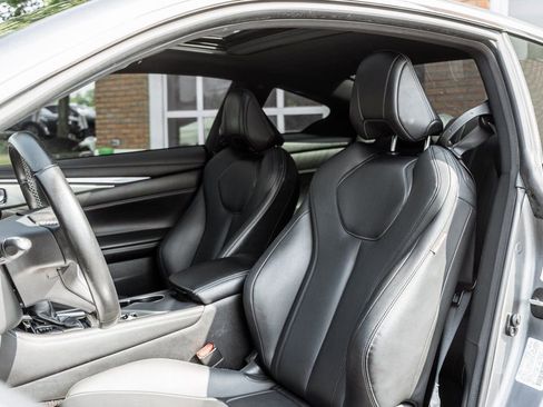 Used 2018 INFINITI Q60 3.0t Luxe image 7