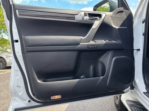 Used 2023 Lexus GX 460 Premium AWD/4WD image 11