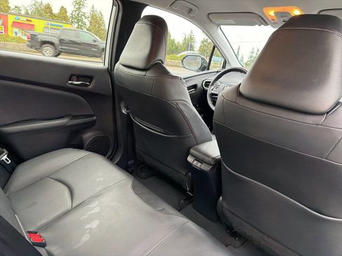 Used 2020 Toyota Prius Prime Limited image 21