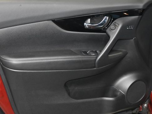 Certified 2022 Nissan Rogue Sport SL w/ Premium Package image 4