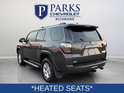 Used 2022 Toyota 4Runner SR5 Premium w/ Moonroof Package AWD/4WD image 5