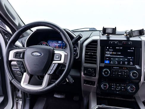 Used 2019 Ford F250 Lariat w/ FX4 Off-Road Package AWD/4WD image 3