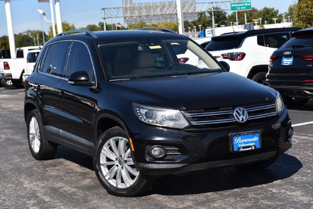Used 2016 Volkswagen Tiguan SE FWD image 2