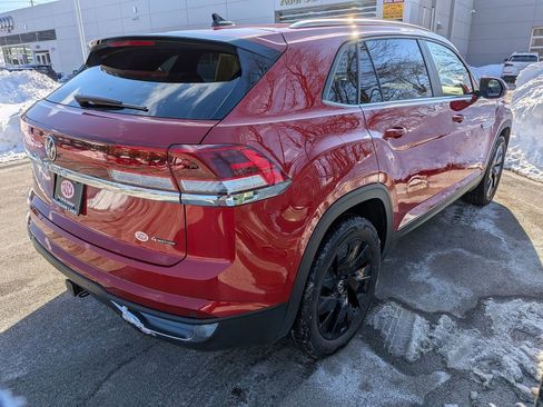 Used 2025 Volkswagen Atlas Cross Sport SE w/ Panoramic Sunroof Package AWD/4WD image 5