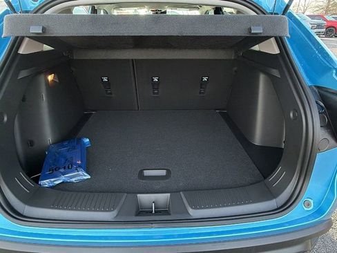 New 2026 Chevrolet Trax LT w/ Midnight Edition image 10