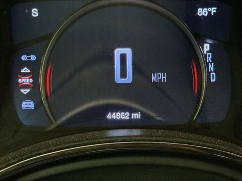 Used 2024 Dodge Durango GT RWD image 8