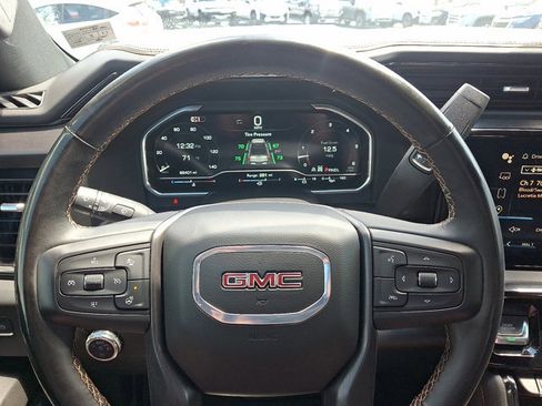 Used 2024 GMC Sierra 2500 AT4 w/ AT4 Premium Plus Package AWD/4WD image 21