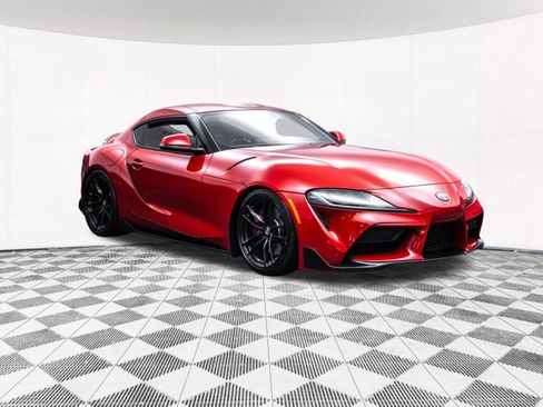 Used 2020 Toyota Supra Launch Edition w/ Driver Assist Package RWD image 15
