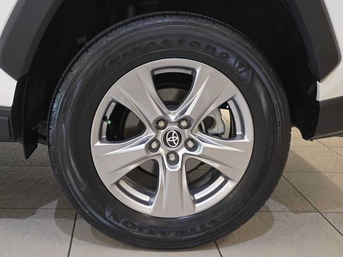 Used 2023 Toyota RAV4 XLE AWD/4WD image 8