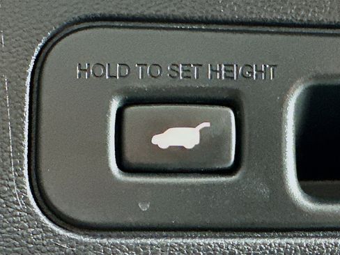 Used 2023 Acura MDX w/Technology Package image 32