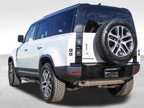 Certified 2026 Land Rover Defender 110 S AWD/4WD image 6