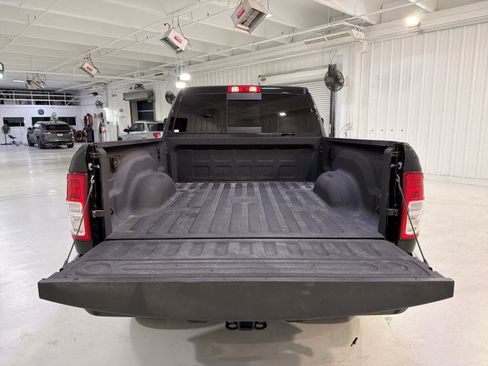 Used 2024 RAM 2500 Tradesman w/ Chrome Appearance Group image 26