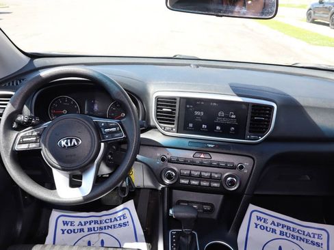 Used 2022 Kia Sportage LX AWD/4WD image 7