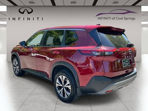 Used 2023 Nissan Rogue SV AWD/4WD image 5