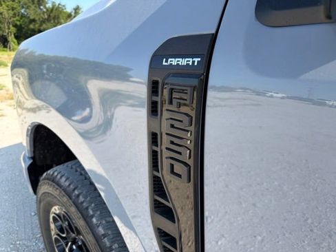 New 2026 Ford F250 Lariat w/ Black Appearance Package AWD/4WD image 18
