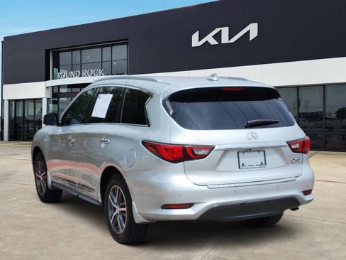 Used 2019 INFINITI QX60 Luxe w/ Essential Package FWD image 5