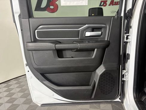 Used 2025 RAM 2500 Big Horn AWD/4WD image 44