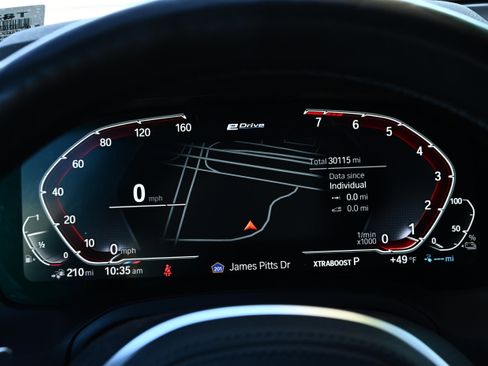 Used 2022 BMW 330e w/ M Sport Package image 12