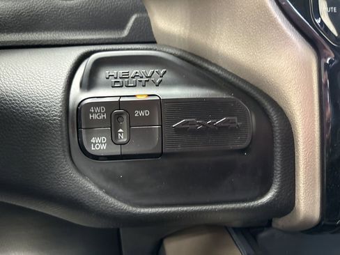 Used 2024 RAM 2500 Laramie AWD/4WD image 43