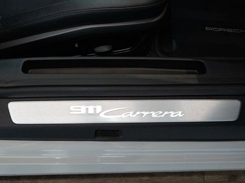 Used 2021 Porsche 911 Carrera RWD image 29