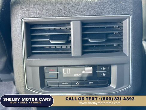 Used 2018 Volkswagen Atlas SEL AWD/4WD image 18