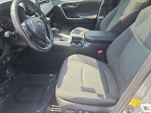 Used 2021 Toyota RAV4 XLE w/ Convenience Package AWD/4WD image 30