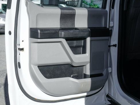 Used 2020 Ford F550 2WD Crew Cab Super Duty image 33