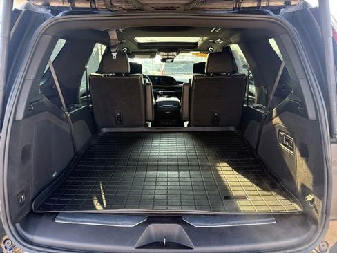 Used 2023 Cadillac Escalade Premium Luxury w/ Performance Package image 40