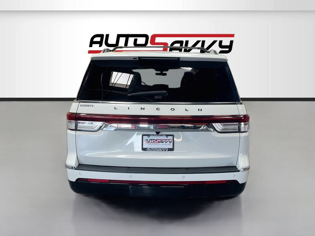 Used 2024 Lincoln Navigator L Black Label AWD/4WD image 6