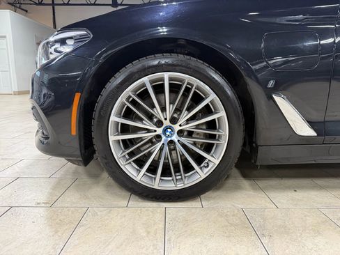 Used 2018 BMW 530e xDrive image 33