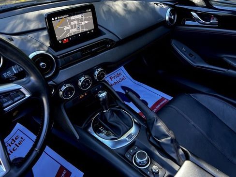 Used 2018 MAZDA MX-5 Miata Grand Touring image 41