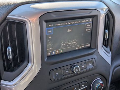 Used 2022 Chevrolet Silverado 1500 Custom image 23