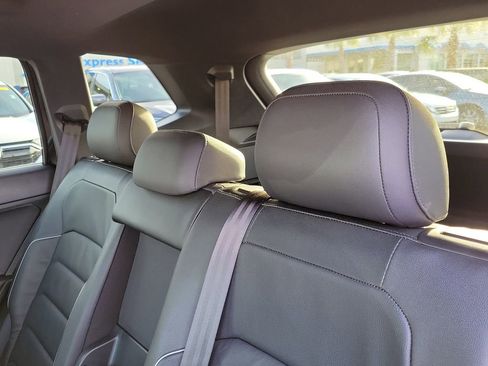 Used 2020 Volkswagen Tiguan SEL Premium R-Line w/ 3rd Row Seat Package image 19