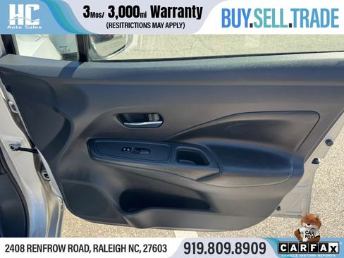 Used 2020 Nissan Versa SV FWD image 21