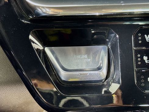 Used 2024 GMC Sierra 1500 Denali w/ Technology Package image 38