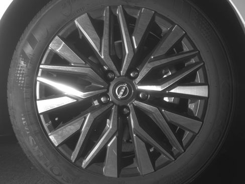 Used 2025 Nissan Altima 2.5 SV image 13