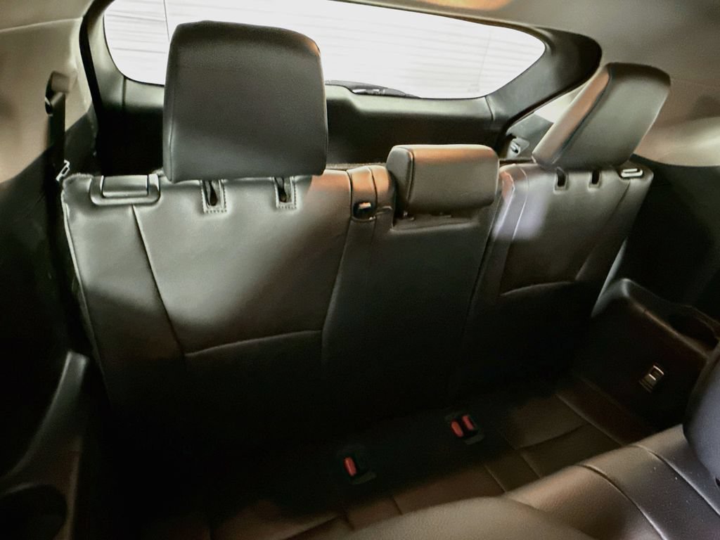 Certified 2023 Toyota Highlander XLE AWD/4WD image 28