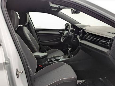 Used 2025 Volkswagen Jetta Sport FWD image 19