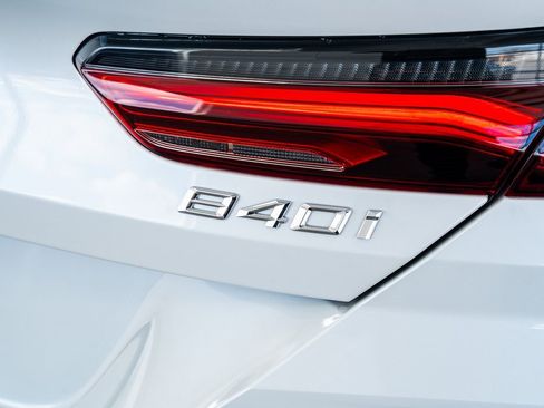 Used 2025 BMW 840i Coupe w/ M Sport Professional Package image 28