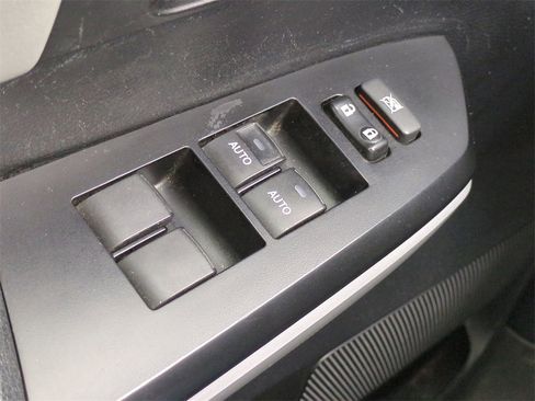 Used 2018 Toyota Tundra Limited image 23