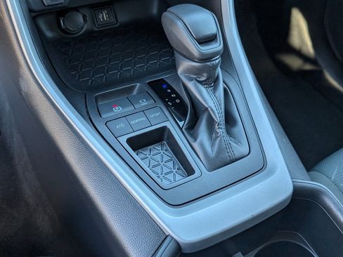 Used 2024 Toyota RAV4 XLE image 16