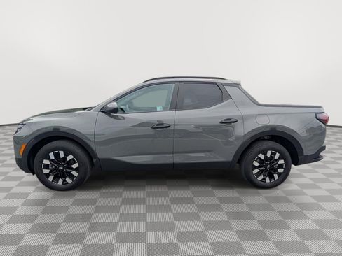 Used 2025 Hyundai Santa Cruz SEL AWD/4WD image 2