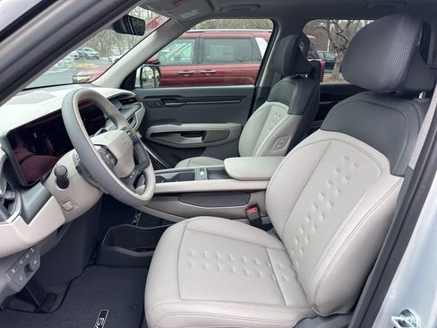 New 2026 Kia EV9 Wind image 9