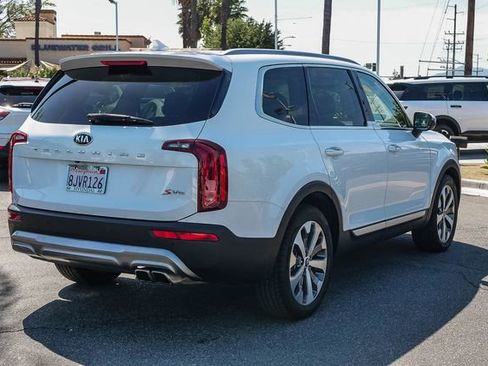 Used 2020 Kia Telluride S w/ S 8 Passenger Seating Package FWD image 4