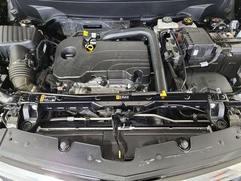 Used 2023 Chevrolet Equinox LT FWD image 22