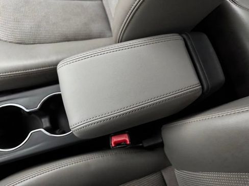 Used 2014 Buick Verano FWD image 18
